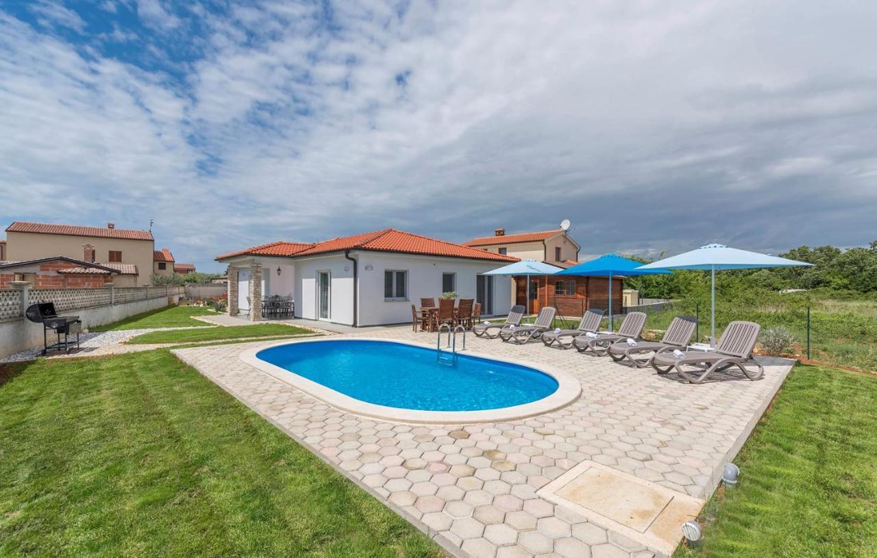 Villa Frontera Croatia Porec Exterior photo